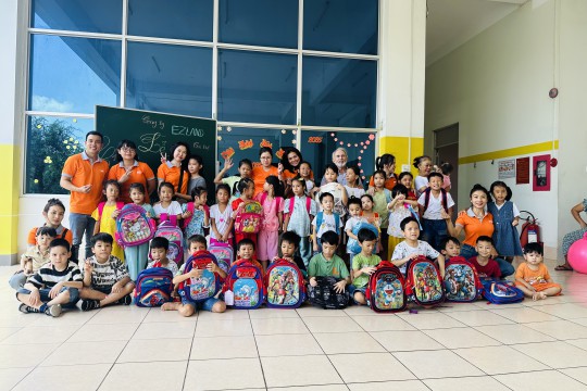 EZLand Accompanies Children of Phoenix Orphanage on Their Journey Back to School